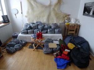 Greenland crossing expedition - supplies and equipment RS