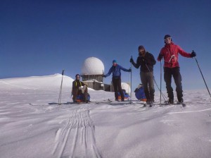 Greenland crossing expedition - Dye 2 station farewell RS